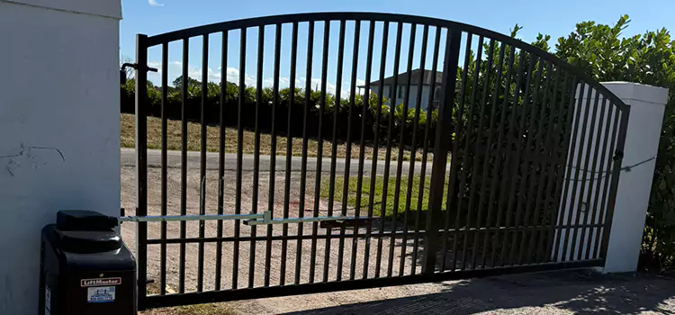 Driveway Fence Repair Hanford